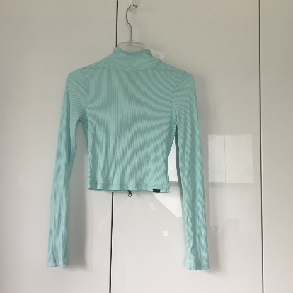 KORAL Long Sleeve Crop Athletic Top Green Size-XS NWOT